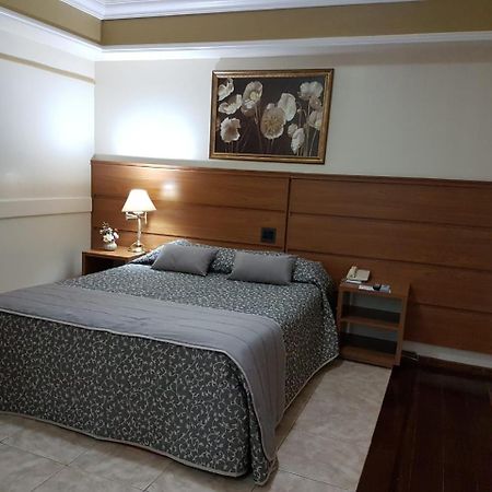 Tamareiras Park Hotel Убераба Екстериор снимка