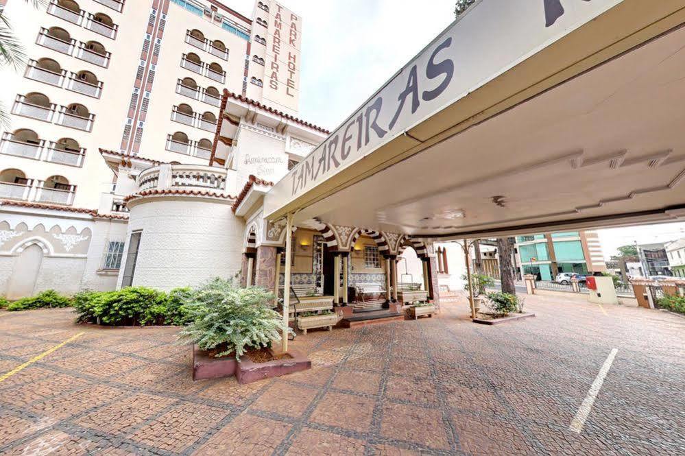 Tamareiras Park Hotel Убераба Екстериор снимка