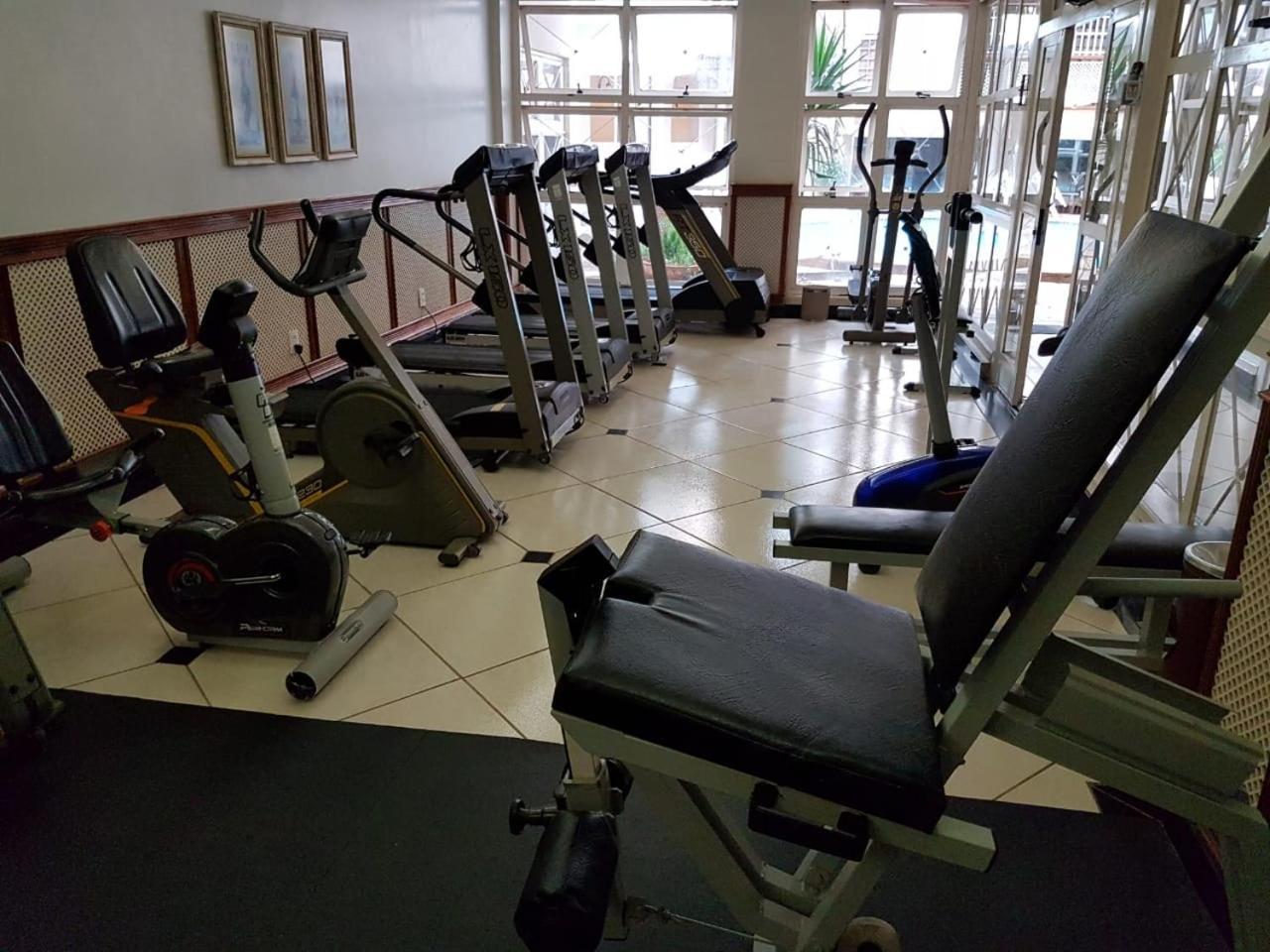 Tamareiras Park Hotel Убераба Екстериор снимка